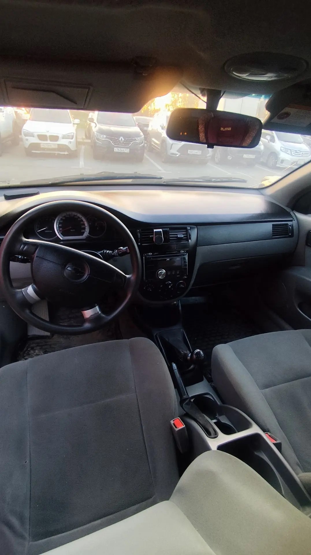 Автомобиль марки CHEVROLET модель Lacetti 2005 г.в. VIN-номер KL1NF19615K189657