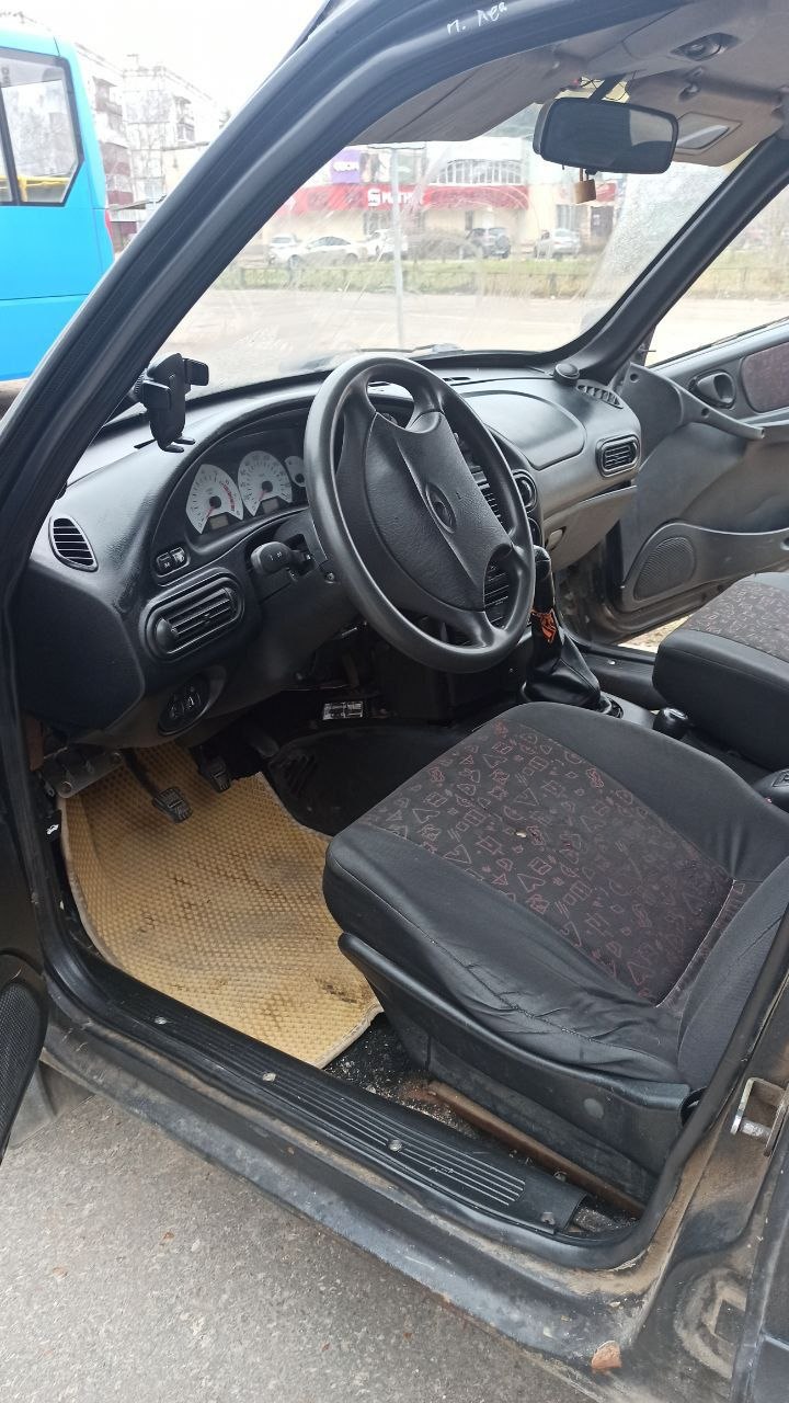 Легковой автомобиль марки: CHEVROLET, модель: Niva, год выпуска: 2006 г., кузов №: X9L21230070152288, идентификационный номер (VIN): X9L21230070152288