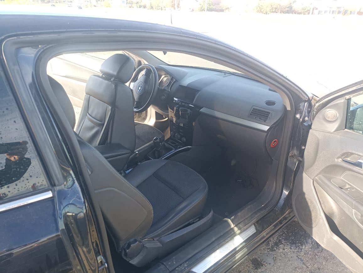 Легковой автомобиль марки: OPEL, модель: Astra, год выпуска: 2007 г., кузов №: W0L0AHL0875218899, идентификационный номер (VIN): W0L0AHL0875218899