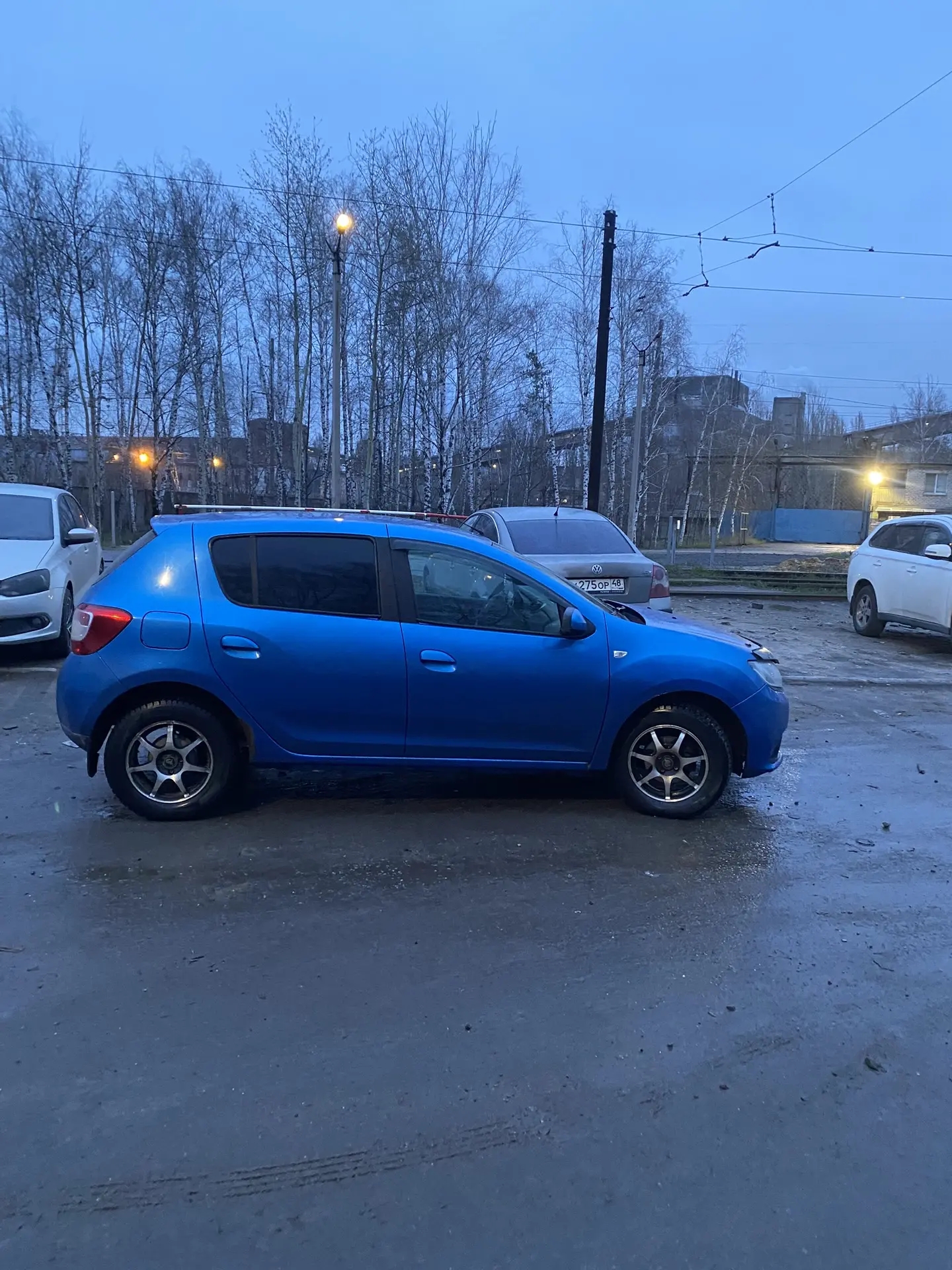 легковой автомобиль марки РЕНО САНДЕРО, VIN: X7L5SRAT453974319, год выпуска: 2015, государственный регистрационный знак: У665ЕА48 (предмет залога ПАО «Совкомбанк»)