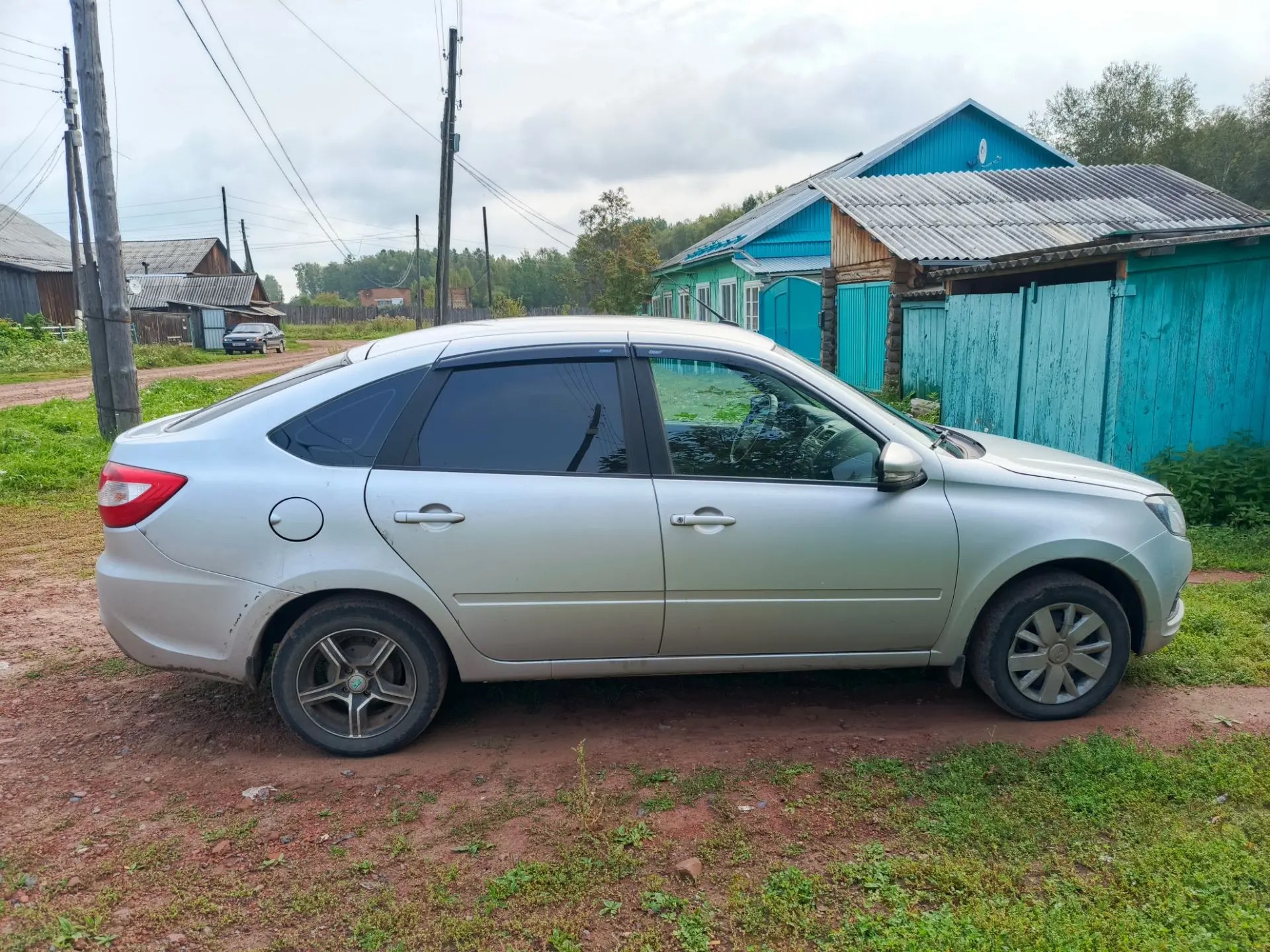 Автомобиль марки LADA модель Granta, 2023 г.в., VIN-номер: XTA219140R0533558