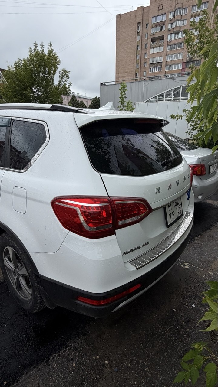 Автомобиль марки HAVAL модель H6 2017 г.в. VIN-номер LGWEF4A55HF702241