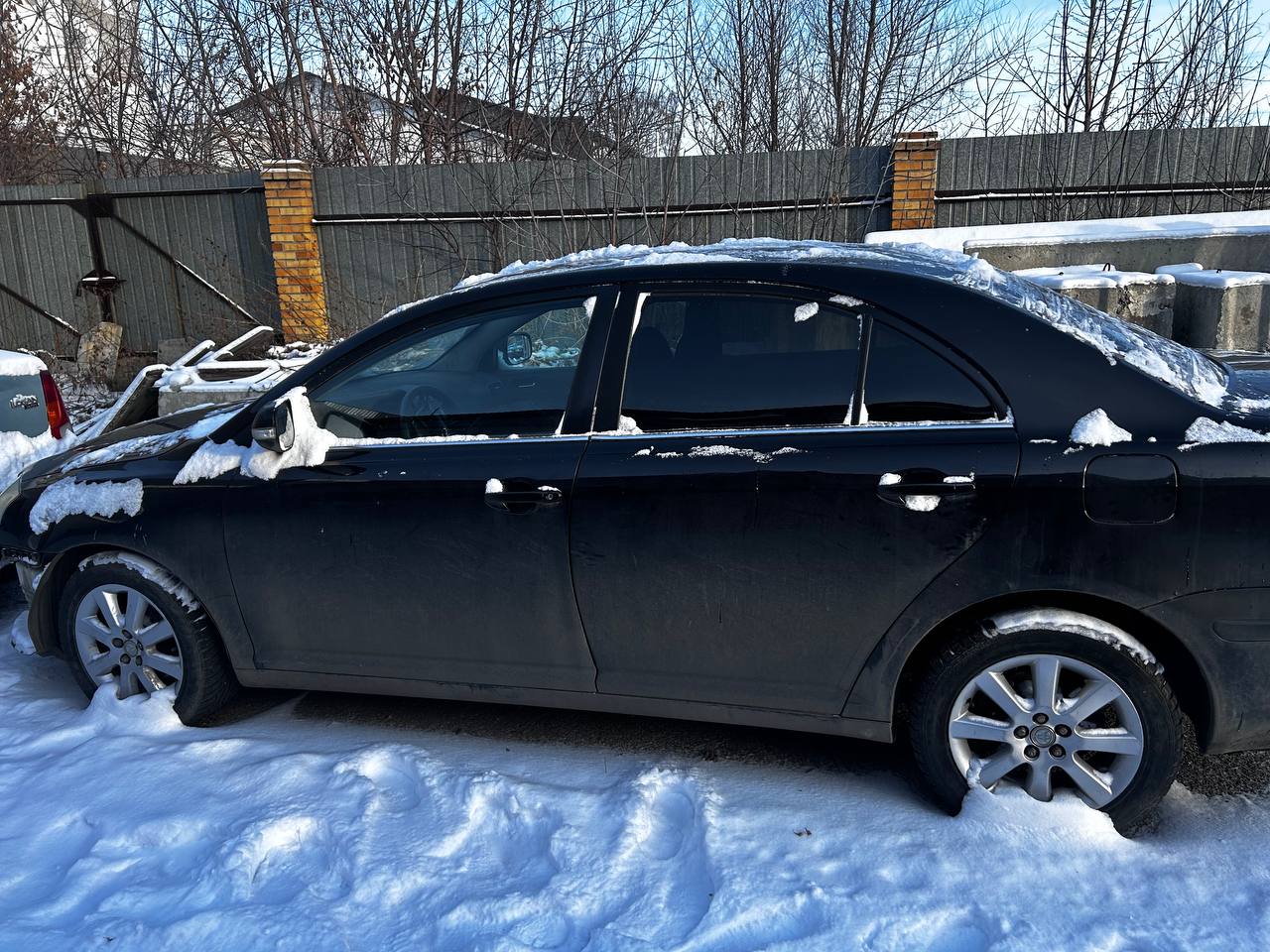 Автомобиль марки TOYOTA модель Avensis 2008 г.в. VIN-номер SB1BR56L70E257872