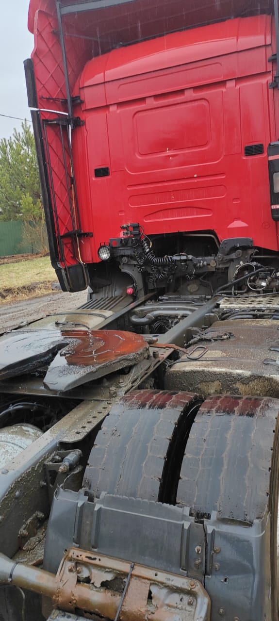 Грузовой тягач седельный марки: SCANIA, модель: R420, год выпуска: 2008г., № шасси (рамы): YS2R4X20002037726, идентификационный номер (VIN): YS2R4X20002037726