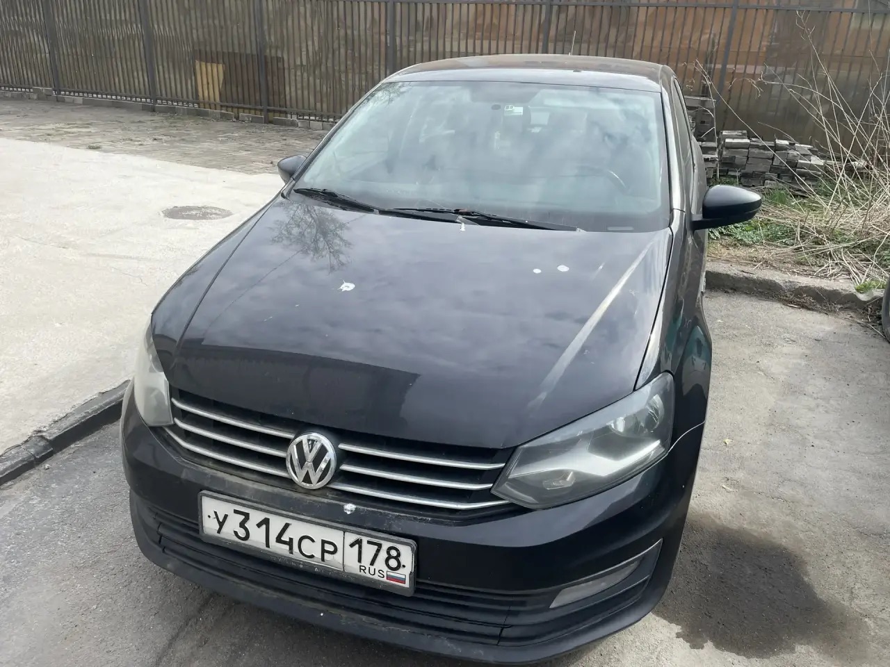 Легковой автомобиль марки: VOLKSWAGEN, модель: Polo, год выпуска: 2017 г., № шасси (рамы): отсутствует, кузов №: XW8ZZZ61ZHG046377, идентификационный номер (VIN): XW8ZZZ61ZHG046377.