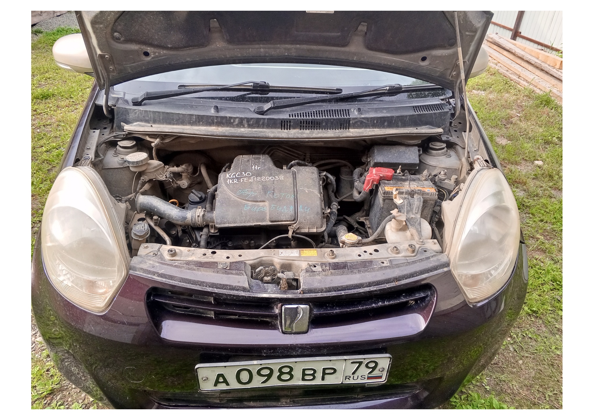 Легковой автомобиль марки: TOYOTA, модели: PASSO, год выпуска: 2010, кузов №: KGC300055606