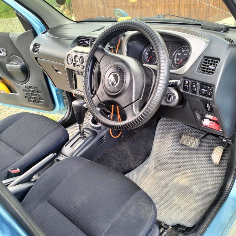 Автомобиль марки DAIHATSU модель TERIOS KID 2007 г.в. номер кузова J111G 100350