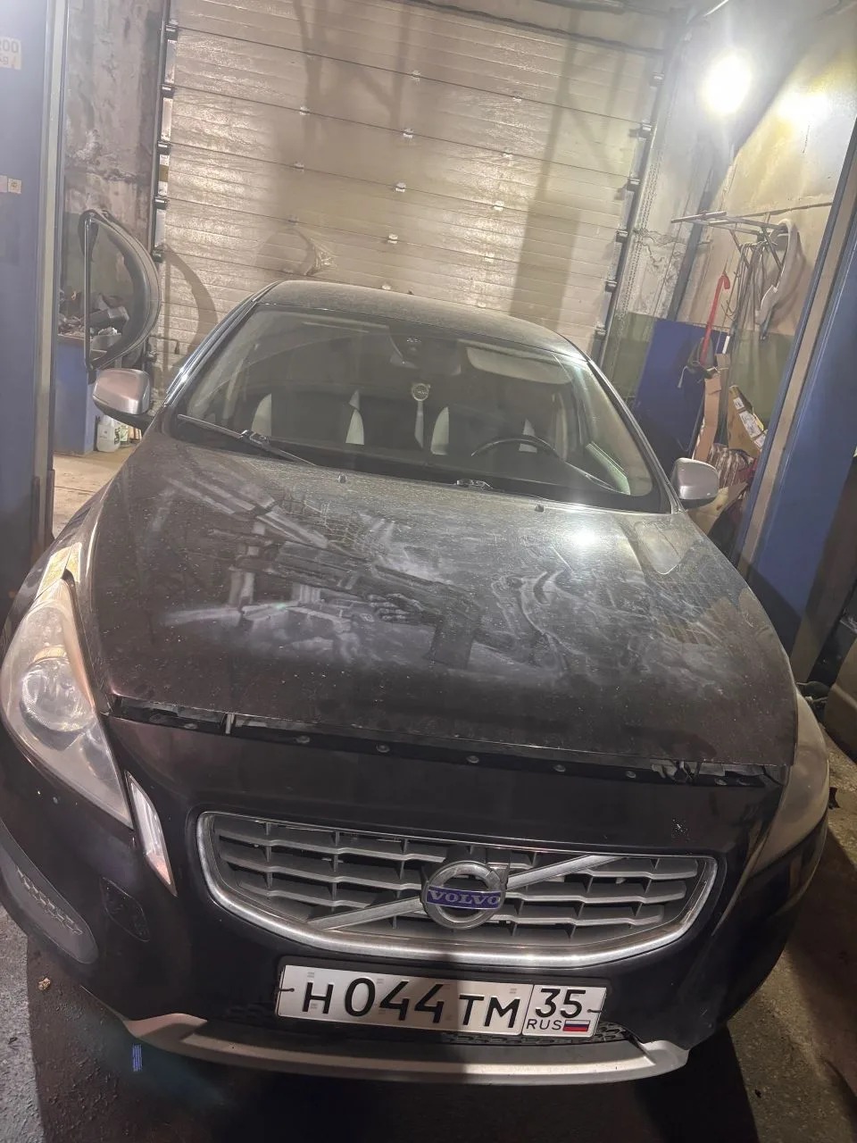 Автомобиль марки VOLVO модель S60 2011 г.в. VIN-номер YV1FS485BB2038161