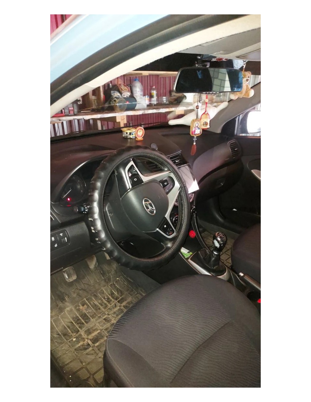 Автомобиль марки HYUNDAI, модель Solaris, 2013 г.в., VIN-номер Z94CU41DADR256008