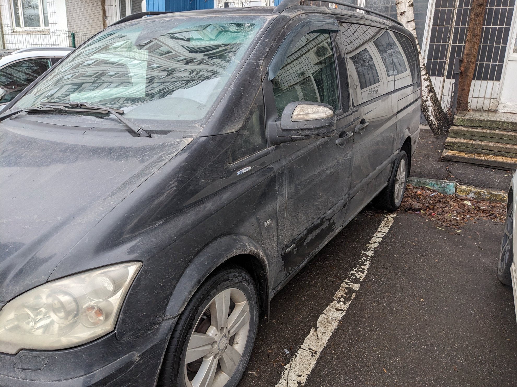 Автомобиль марки MERCEDES модель Viano (кузоB 639) 2012 г.в. VIN-номер WDF63981313755152