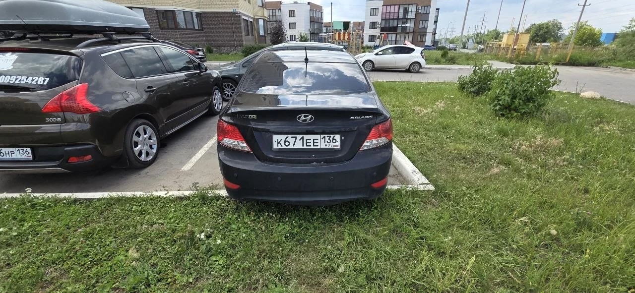 Легковой автомобиль, марка: ХЕНДЭ СОЛЯРИС, год изготовления: 2011, VIN: Z94CT41CBBR028291. Объект в залоге. Залогодержатель ПАО "СОВКОМБАНК".