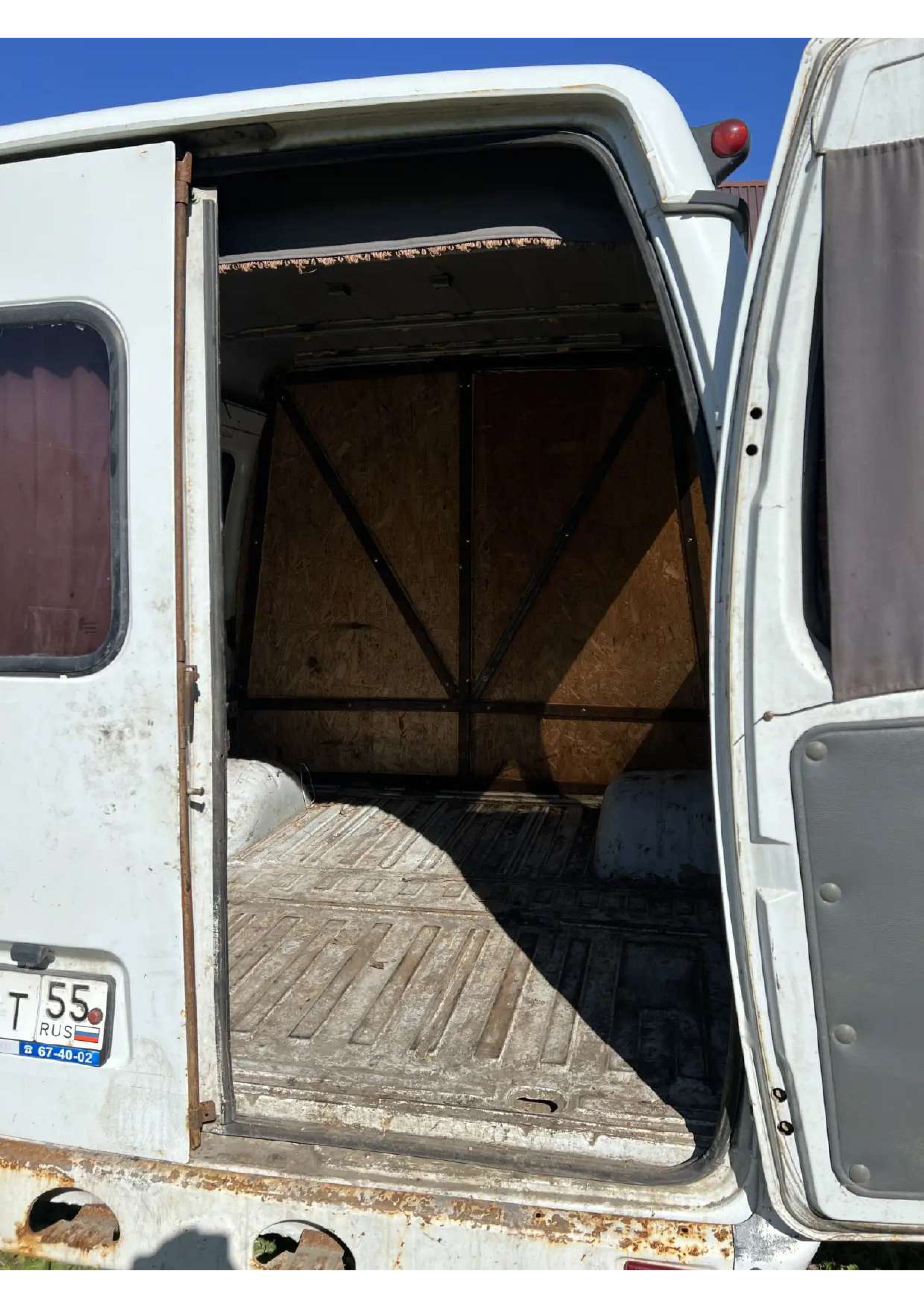 Автомобиль марки ГАЗ модель 322132 201г.в. VIN-номер X96322132B0703410