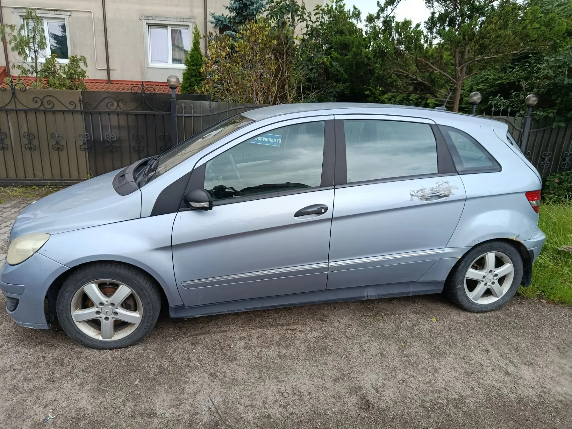 Автомобиль марки Mercedes-Benz модель B200 2007 г.в. VIN-номер WDD2452331J219702