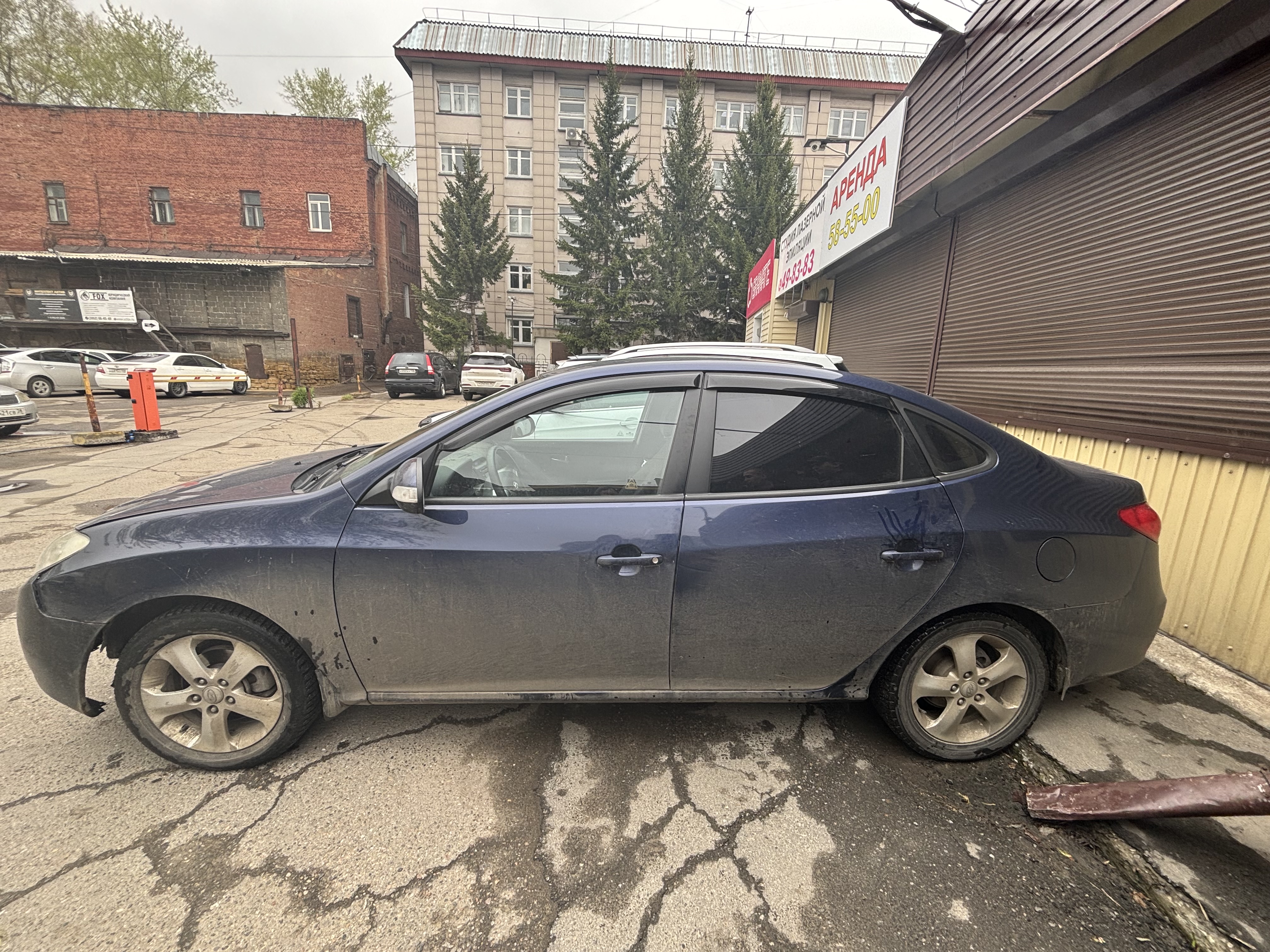 Автомобиль марки HYUNDAI модель Elantra 2010 г.в. VIN-номер KMHDU41BBAU094395