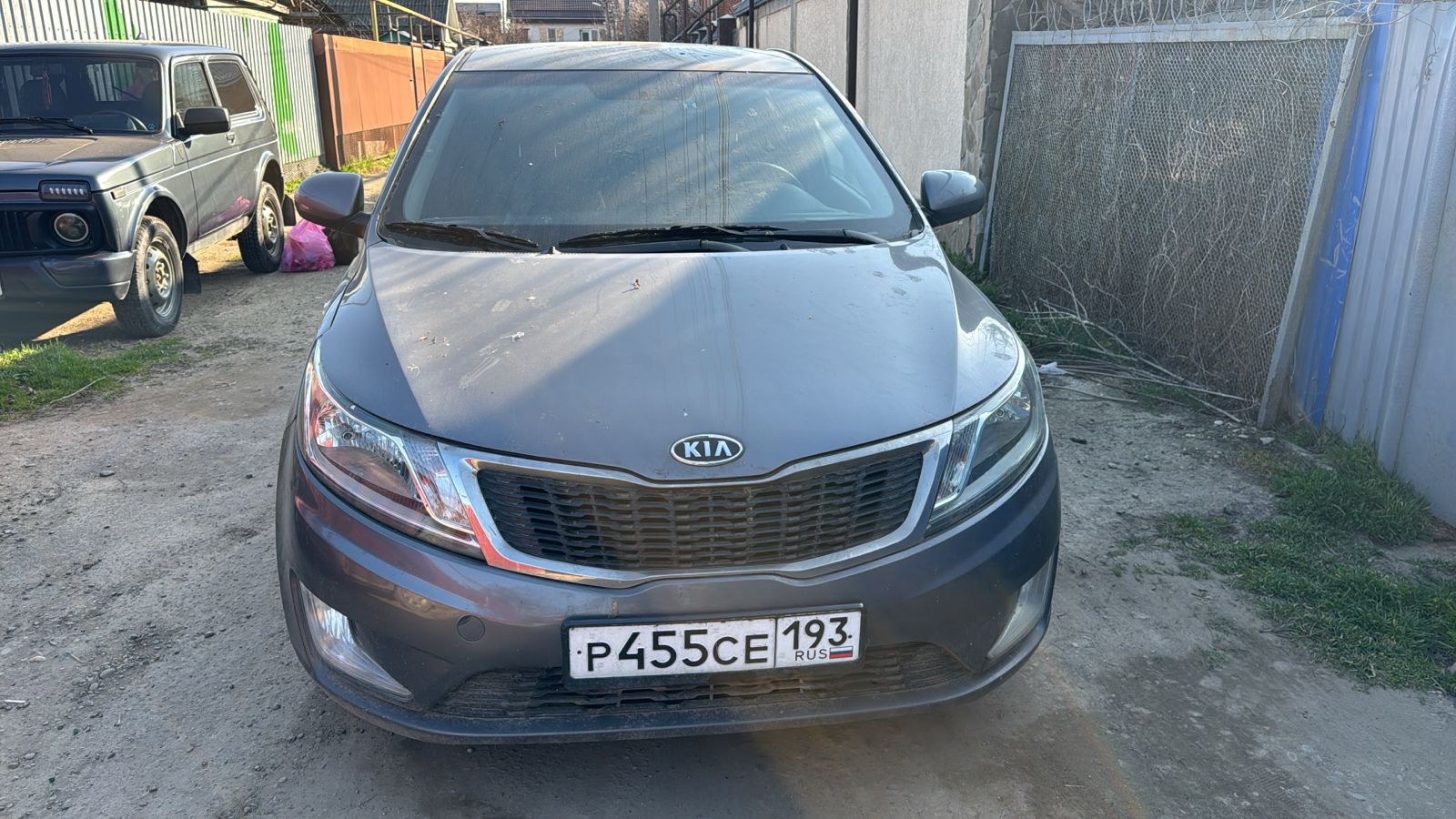 Легковой автомобиль марки: KIA, модель: RIO, год выпуска 2012 г., кузов №: Z94CB41AACR042621, идентификационный номер (VIN): Z94CB41AACR042621.