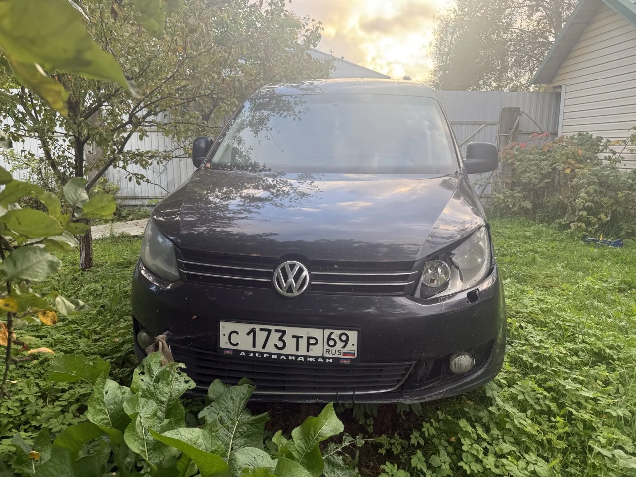 Автомобиль марки VOLKSWAGEN модель 2K CADDY, 2013 года выпуска, VIN WV2ZZZ2KZEX024018