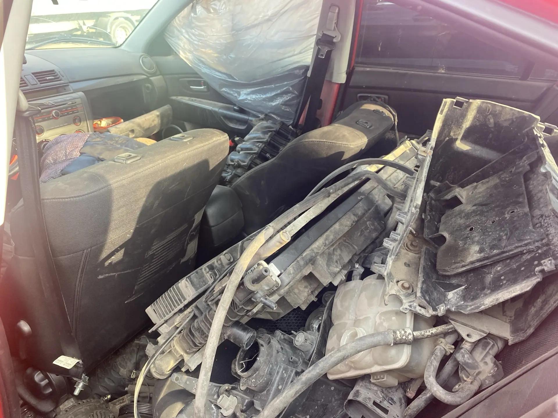 Автомобиль марки MAZDA, модель 3, год выпуска 2006, VIN JMZBK12Z571519240 Предмет залога ПАО «СОВКОМБАНК».