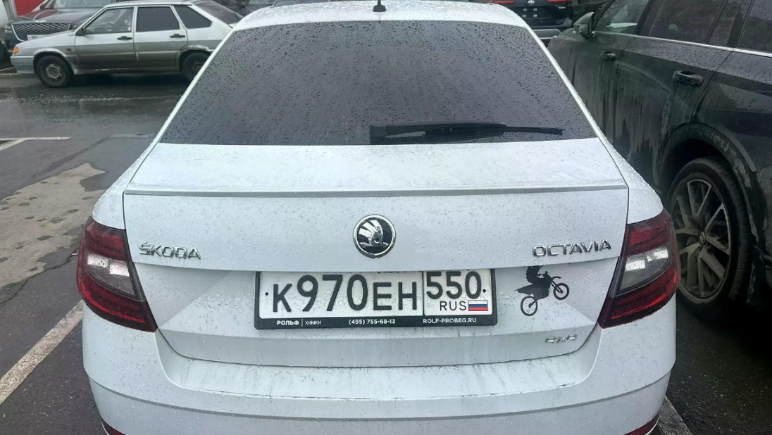 Легковой автомобиль марки: SKODA, модель: Octavia, год выпуска: 2018г., кузов №: TMBCD6NE9J0379011, идентификационный номер (VIN): TMBCD6NE9J0379011