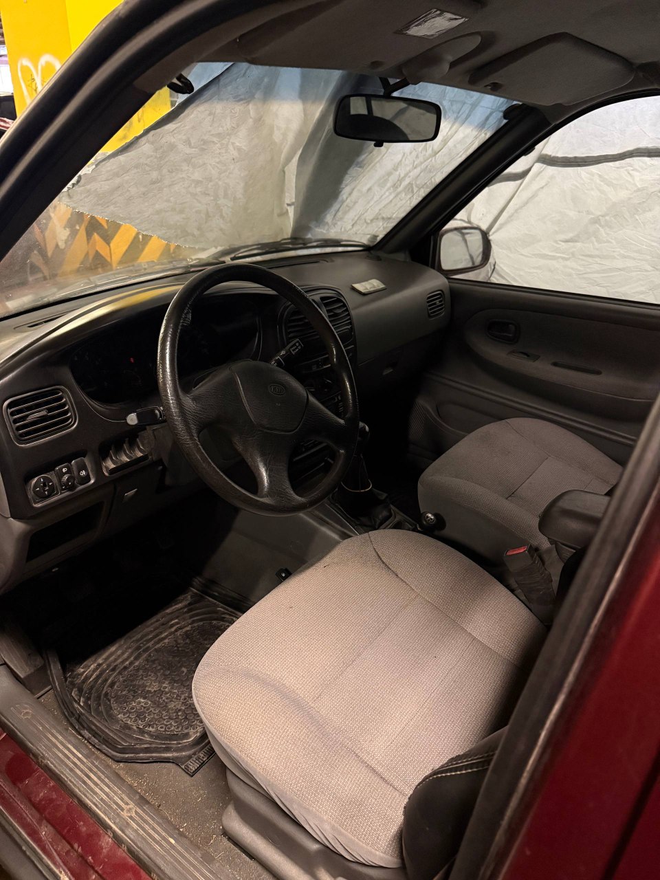 Автомобиль марки KIA модель Sportage 2005 г.в. VIN-номер X4XJA56356C002715