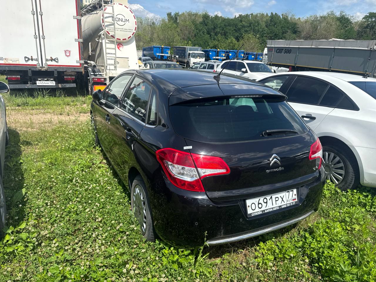 Автомобиль марки CITROEN модель C4 2013 г.в. VIN-номер VF7NC5FS9DY524022