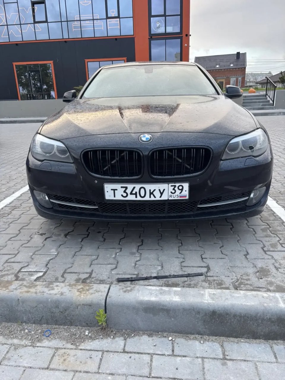 Автомобиль марки BMW модель 520I, 2012 г.в., Идентификационный номер (VIN) WBAXG11010DY82249.