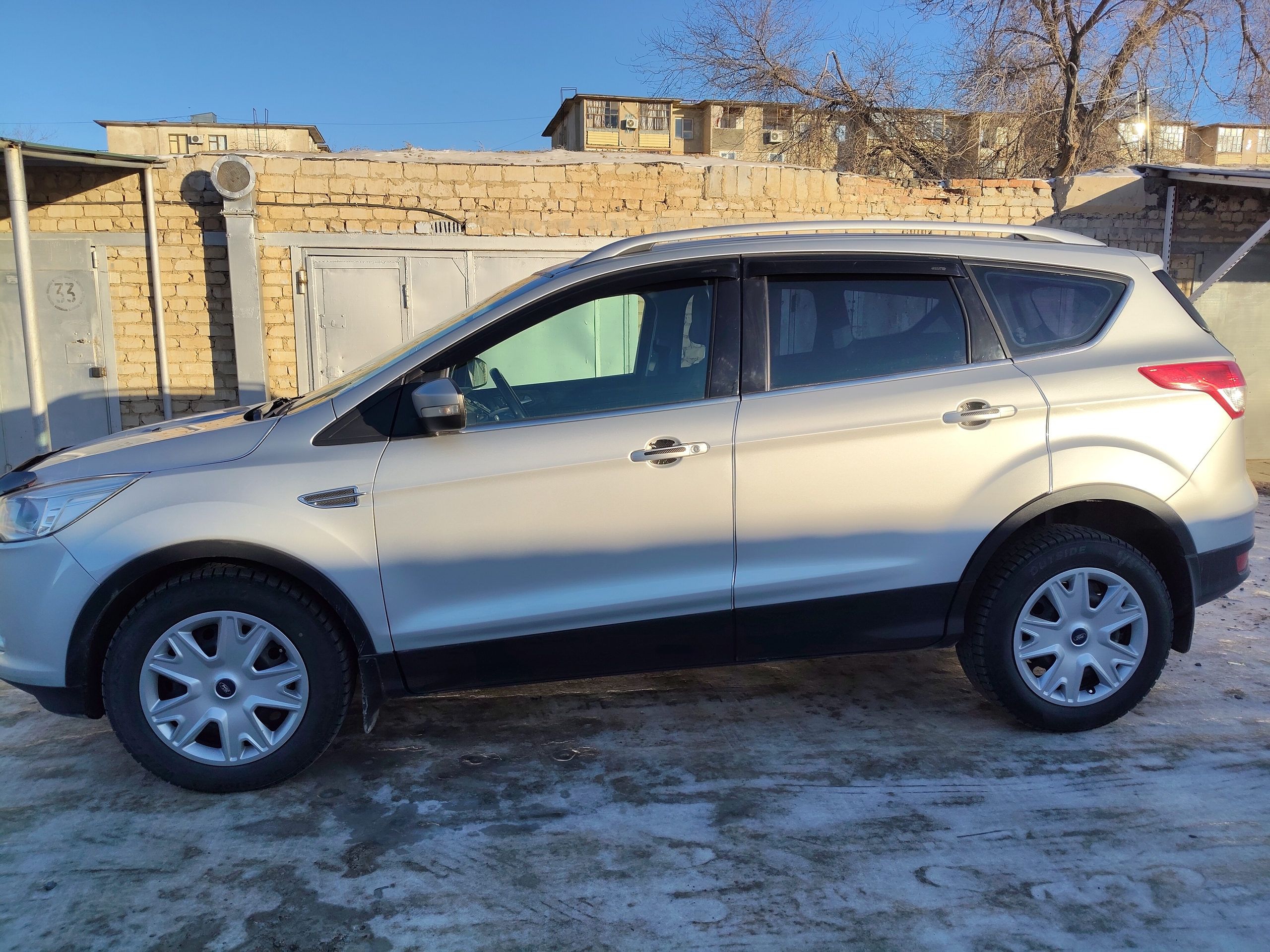 Автомобиль марки FORD модель Kuga 2015 г.в. VIN-номер Z6FAXXESMAFY34089.