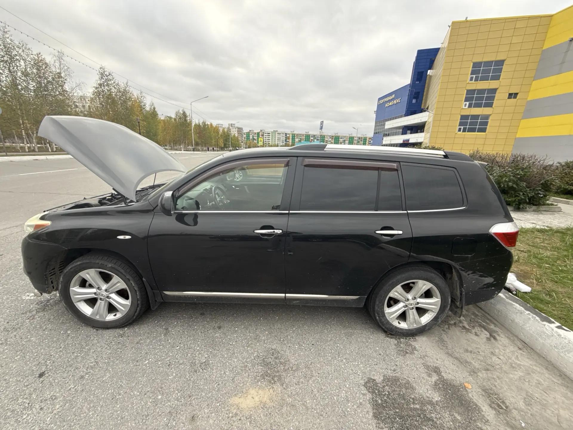 TOYOTA HIGHLANDER, 2011 г.в., VIN: JTEES42A802183919, цвет: черный ГРЗ: К385ХЕ186