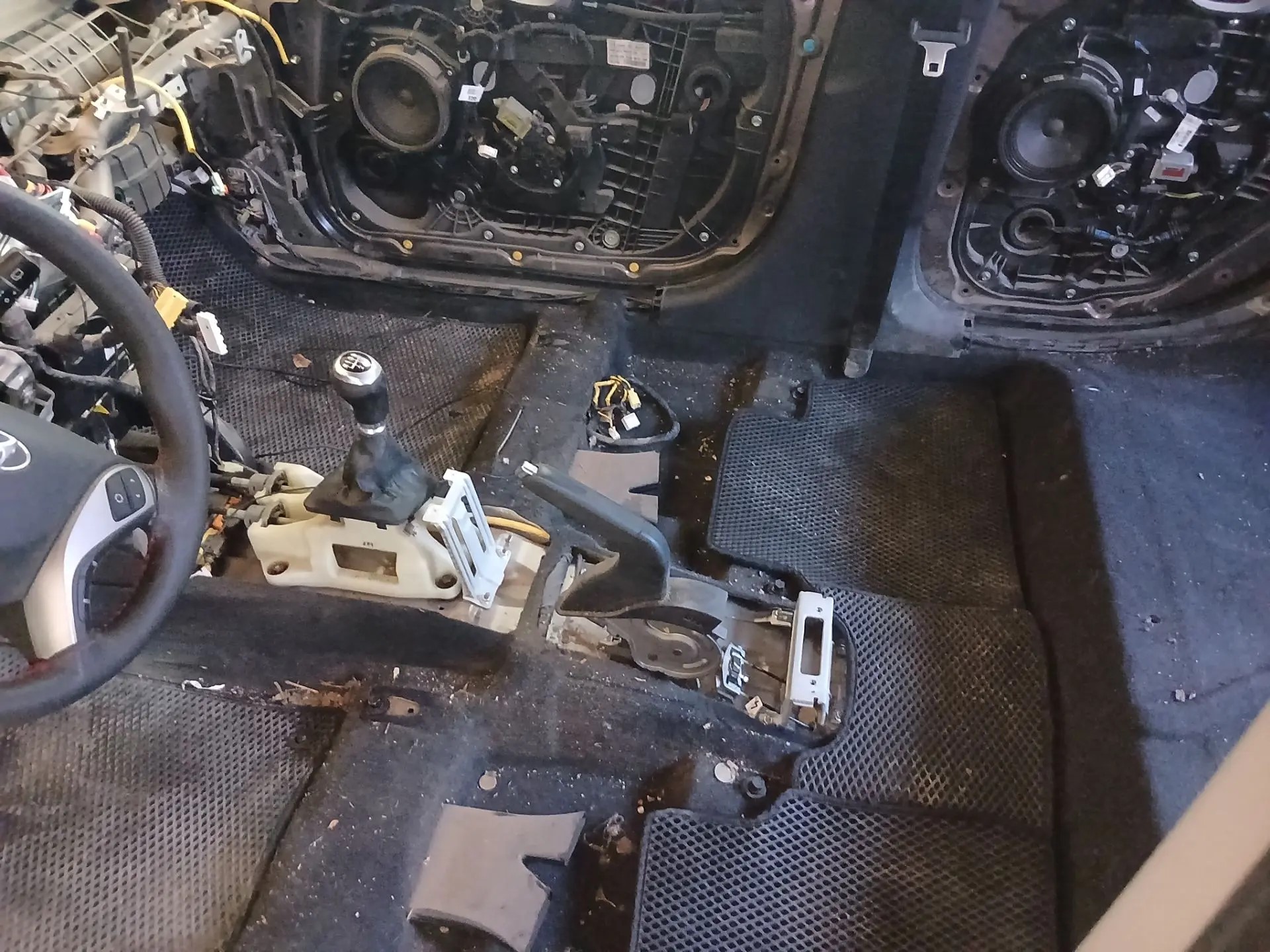 Автомобиль HYUNDAI I30, 2014 г.в., VIN- номер TMAD351BAEJ227624