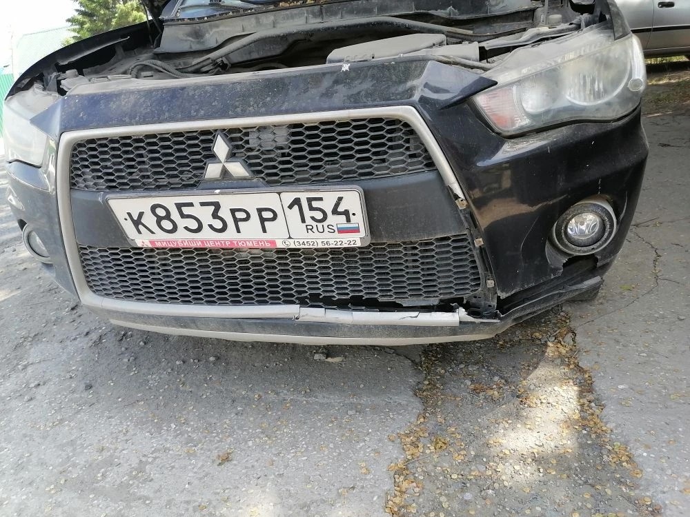 Легковой автомобиль MITSUBISHI модель Outlander 2010 г.в. VIN-номер JMBXTCW4WAZ006880
