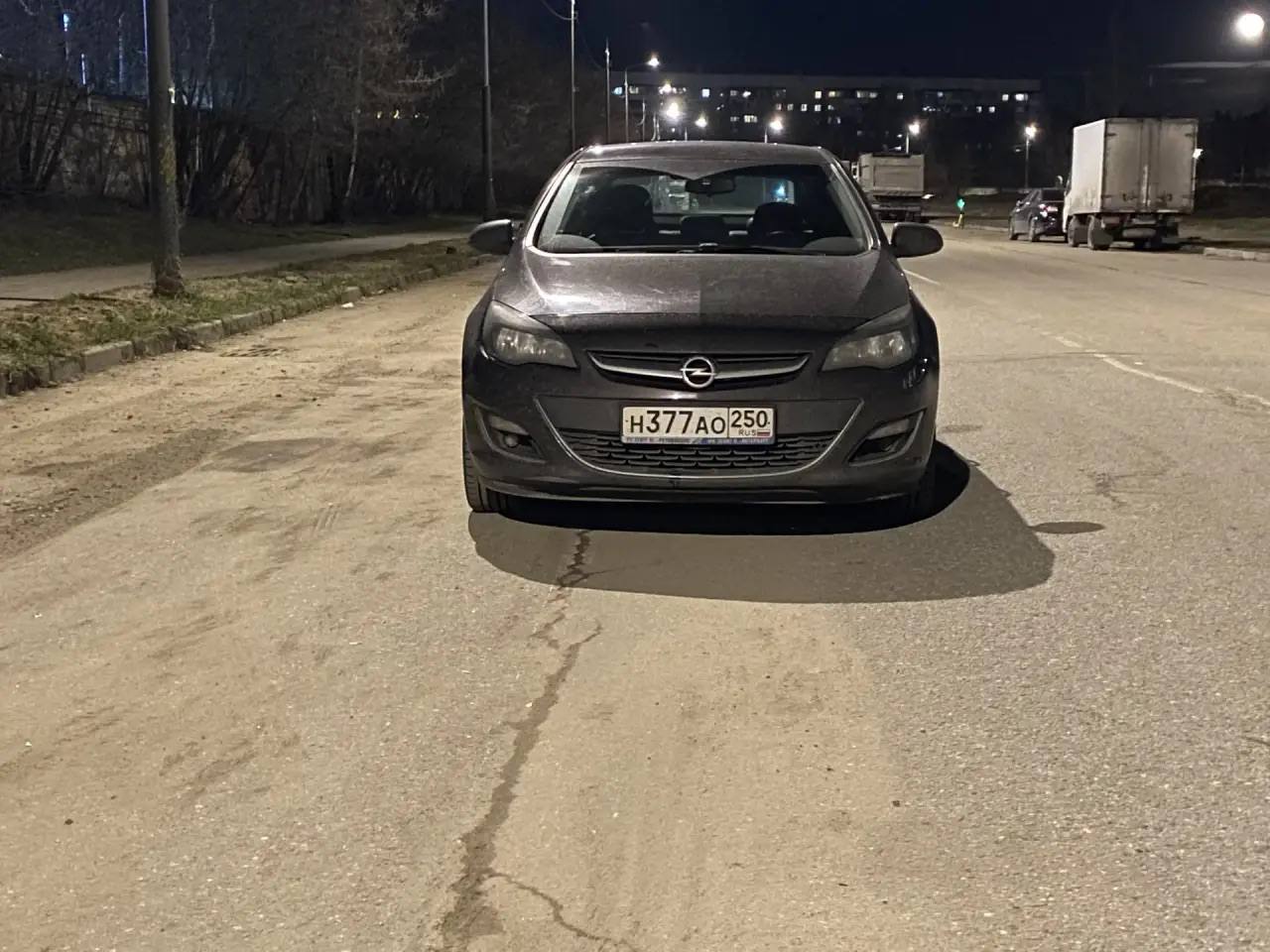 Автомобиль марки OPEL модель P-J ASTRA 2013 г.в. VIN-номер XUFPE5DC8E3004604