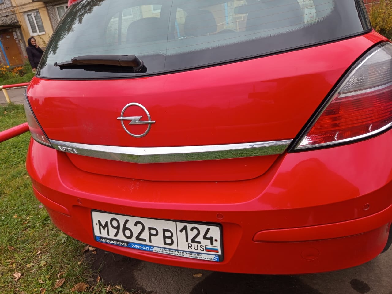 Легковой автомобиль марки: OPEL, модель: ASTRA, год выпуска: 2012 г., кузов №: XWF0AHL48C0009663, идентификационный номер (VIN): XWF0AHL48C0009663