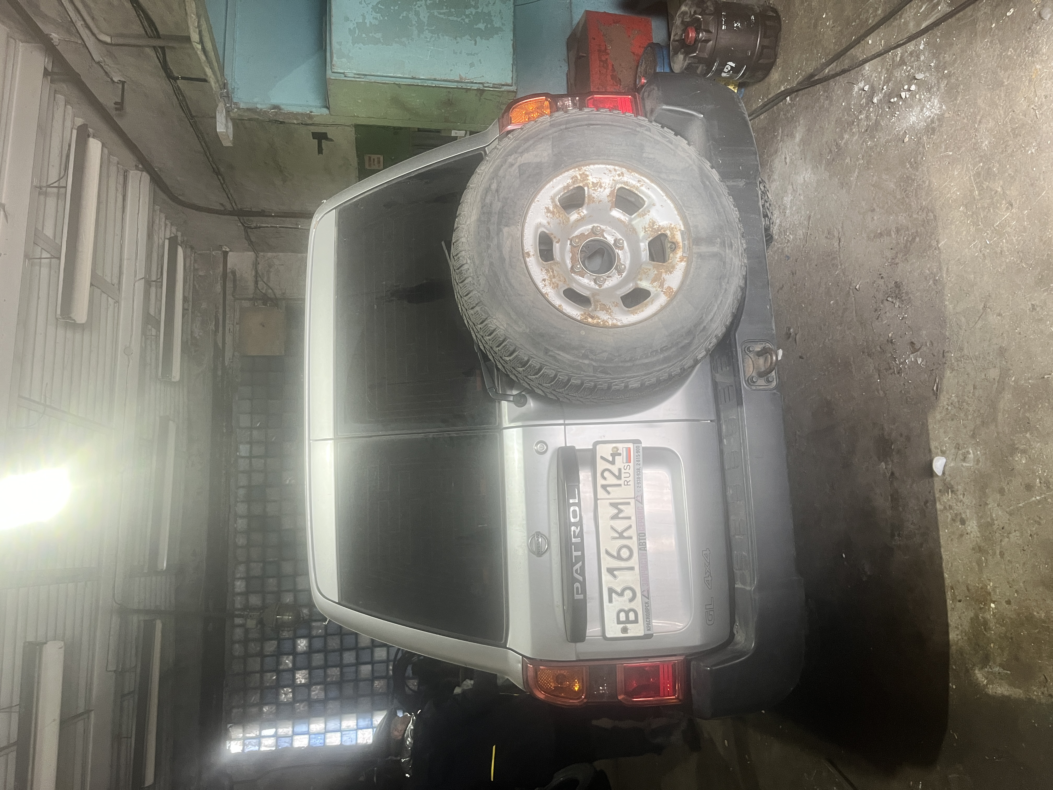 Автомобиль марки NISSAN модель Patrol 2012 г.в. VIN-номер JN1TCSY61Z0583822