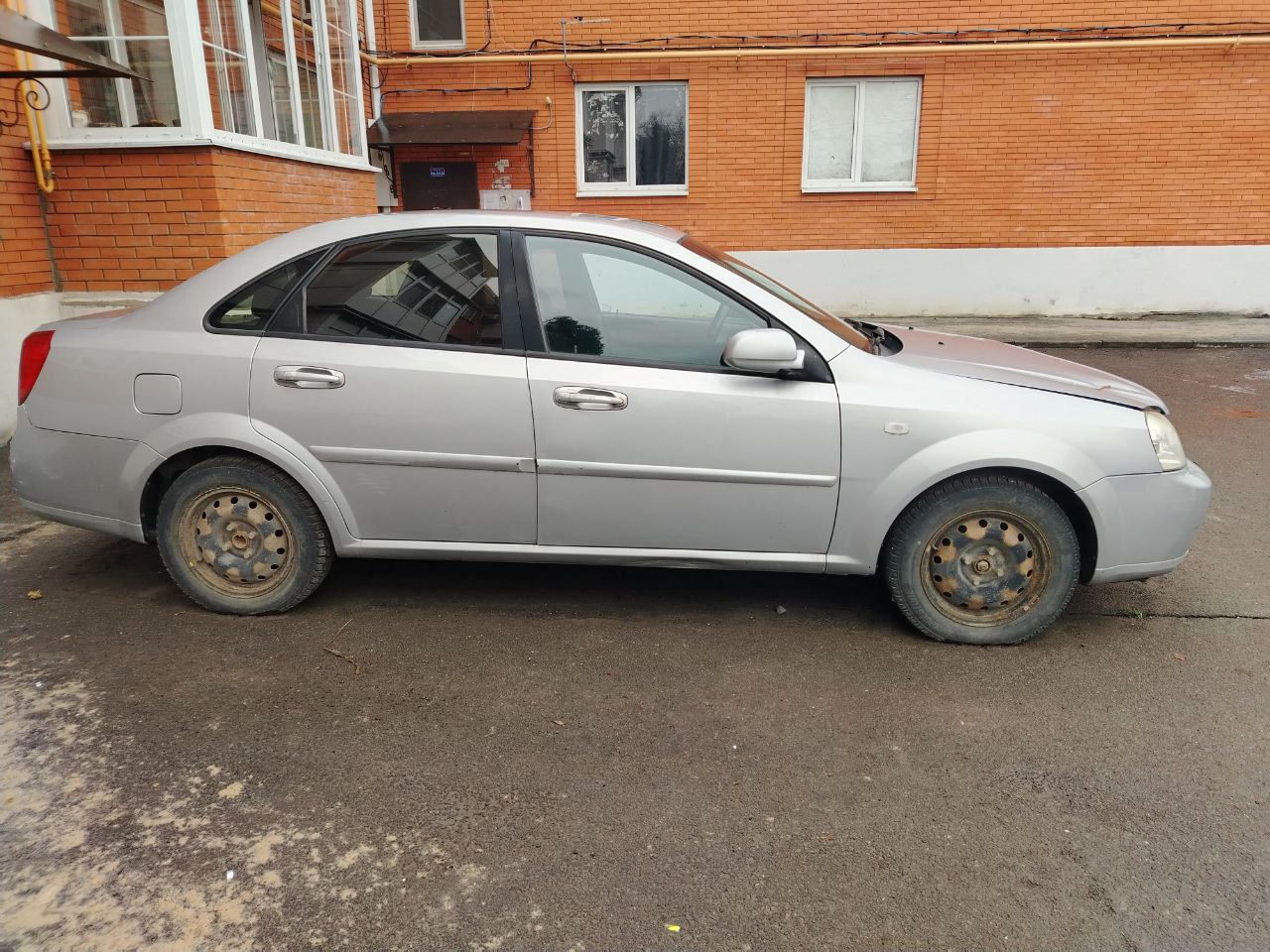 Автомобиль марки Chevrolet Lacetti, 2008 года выпуска, VIN XUUNF197J90004714