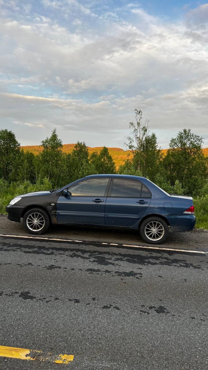 Автомобиль марки MITSUBISHI модель Lancer 2009 г.в. VIN-номер JMBSNCS3A7U039738. В залоге у ПАО «Совкомбанк».