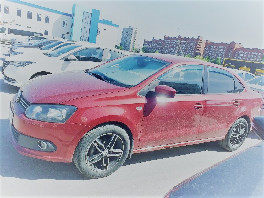 Автомобиль марки VOLKSWAGEN модель POLO 2012 г.в. VIN-номер XW8ZZZ61ZDG025747