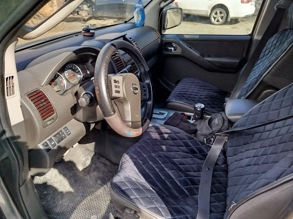 Автомобиль марки NISSAN модель PATHFINDER 2.5 SE 2007 г.в. VIN-номер VSKJVWR51U0251822