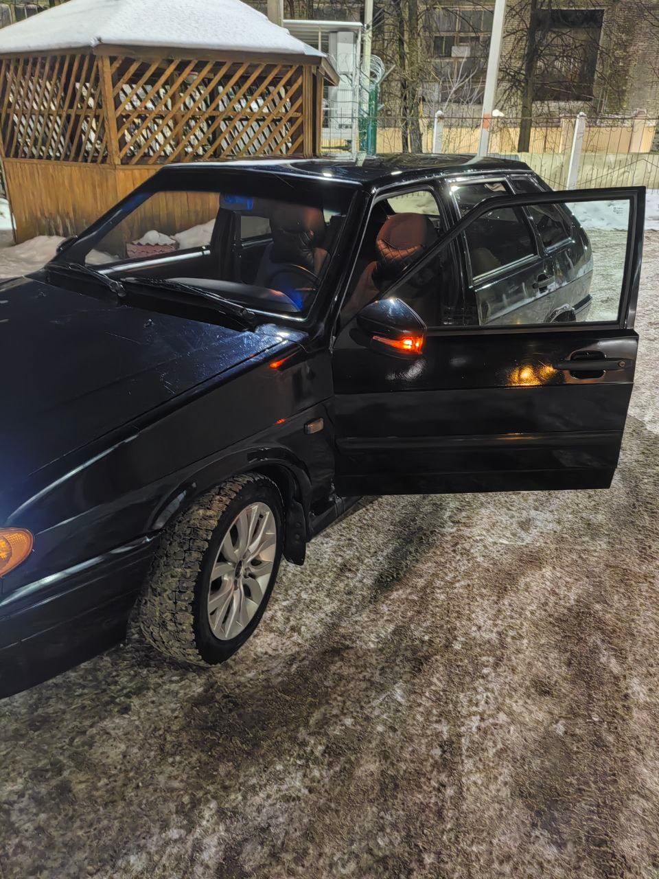 Автомобиль марки ВАЗ модель 2114, 21140 2013 г.в. VIN-номер XTA211440D5211205