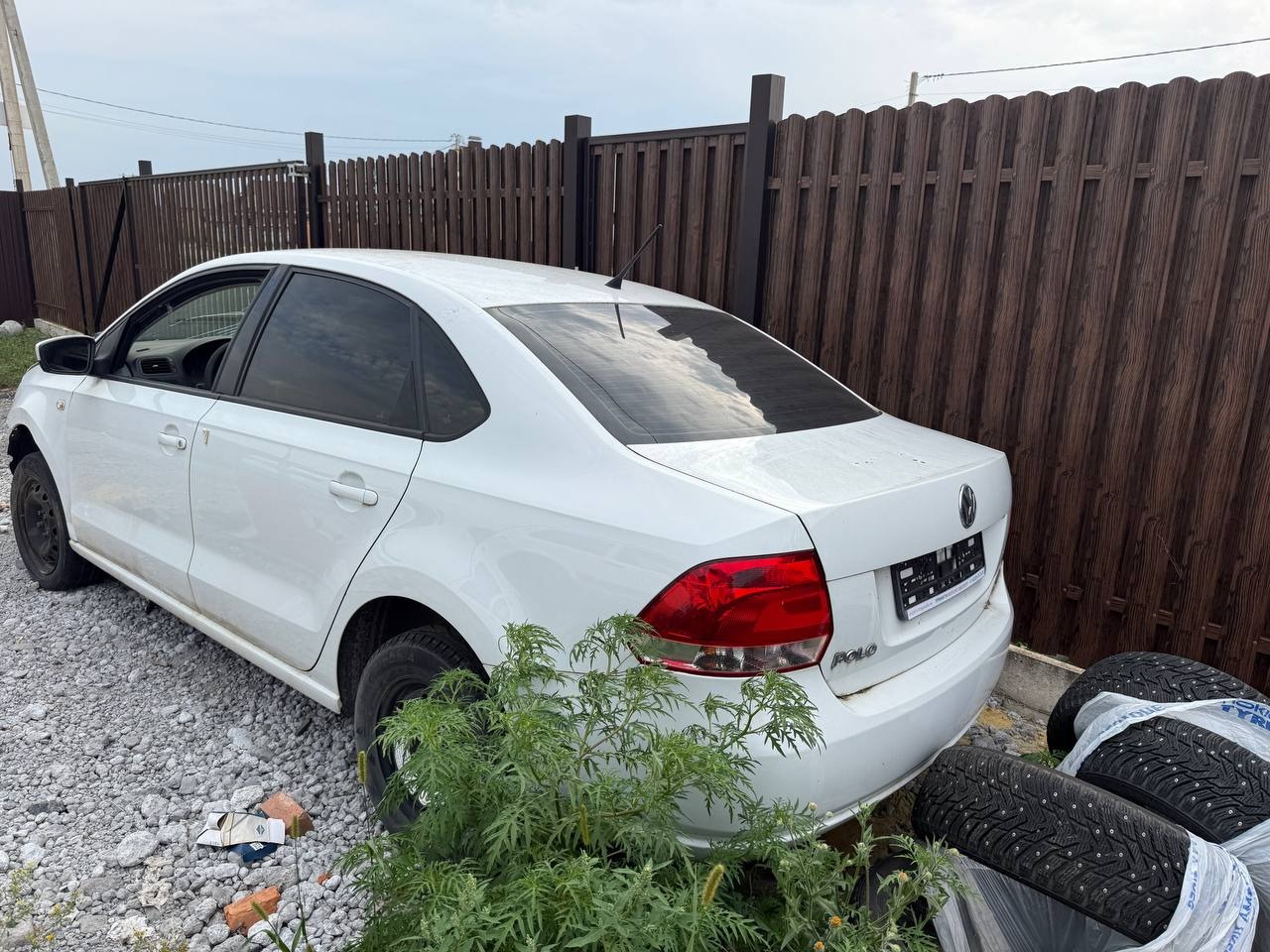 Автомобиль марки VOLKSWAGEN модель Polo 2015 г.в. VIN номер W8ZZZ61ZFG028734, г/н Т 188 КК 31