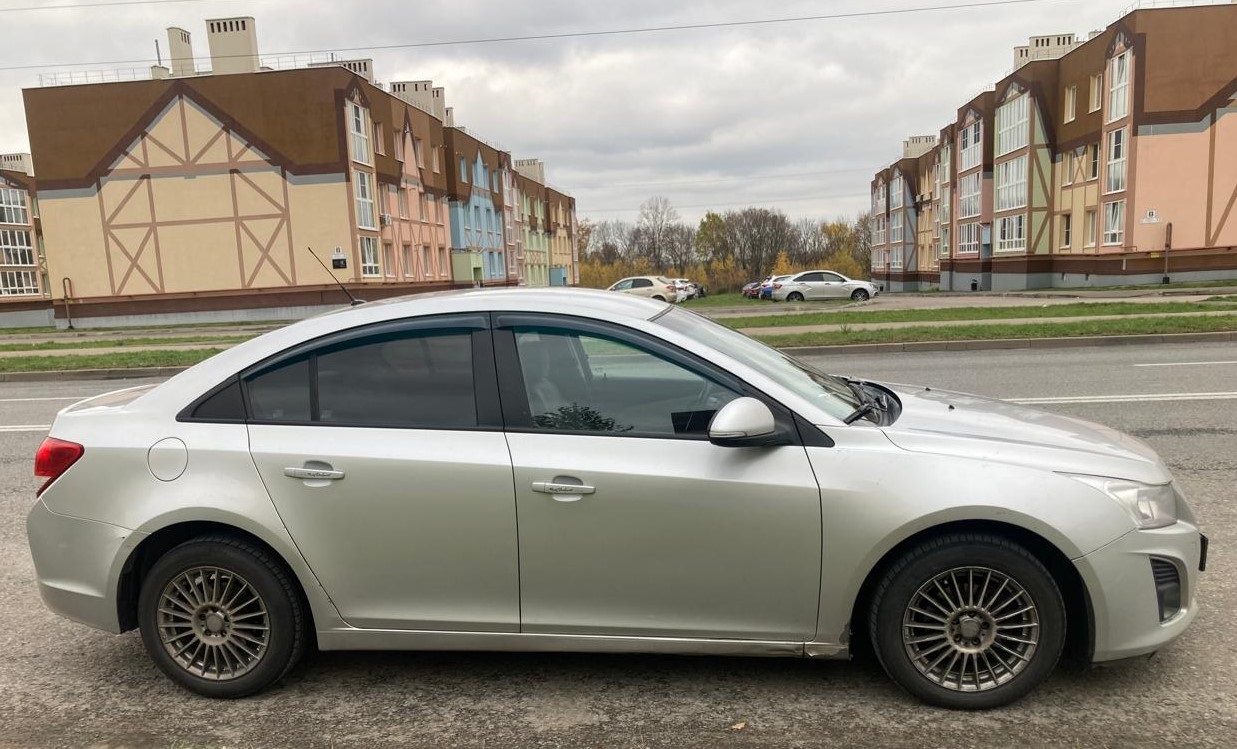 Автомобиль марки CHEVROLET модель Cruze 2014 г.в. VIN-номер XUFJA696JE3019391