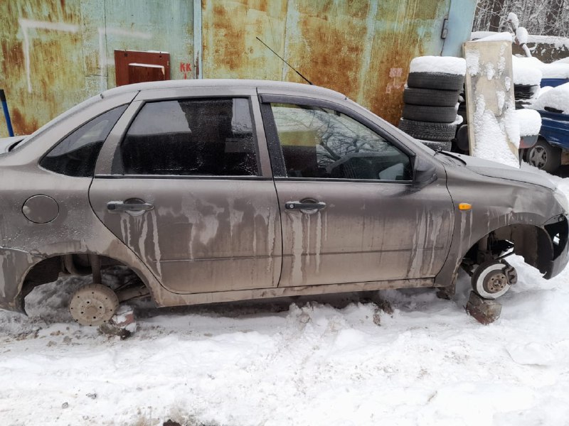 Автомобиль марки LADA модель LADA 219010 2016 г.в. VIN-номер XTA219010H0436299