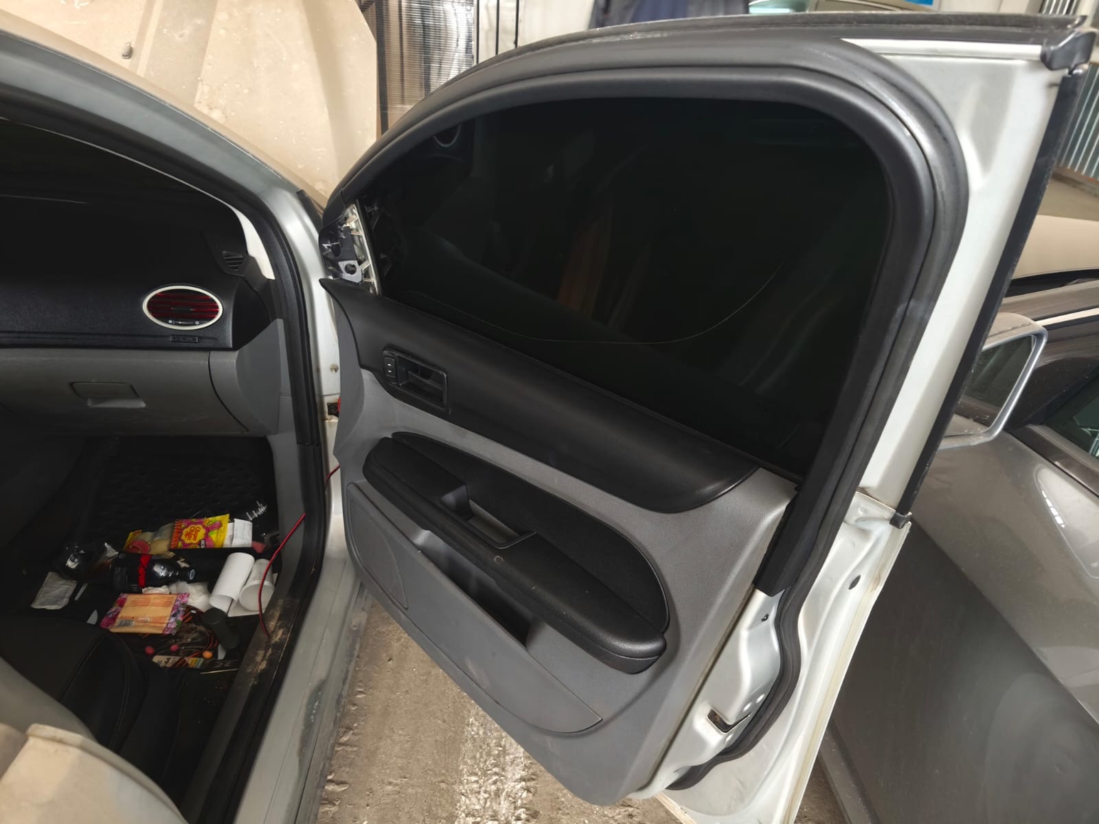 автомобиль марки FORD модель Focus 2008 г.в. VIN-номер X9FPXXEEDP8C60609