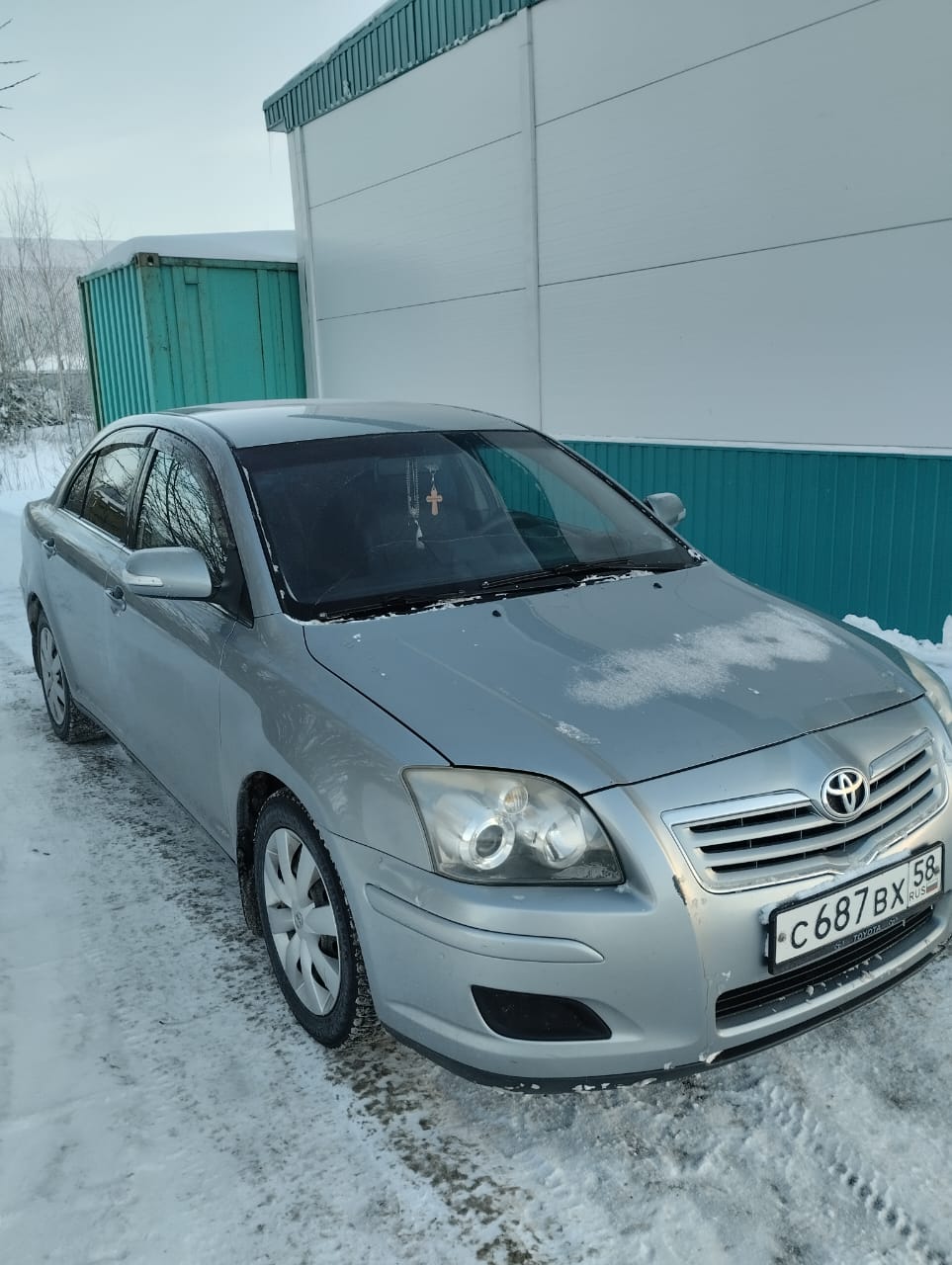 Легковой автомобиль марки: TOYOTA, модель: Avensis, год выпуска: 2008 г., кузов №: SB1BR56L80E246010, идентификационный номер (VIN): SB1BR56L80E246010; находится в залоге у ПАО «Совкомбанк».