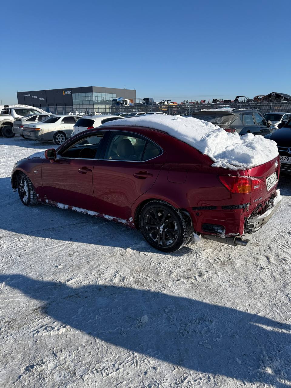 Автомобиль марки LEXUS модель IS 2008 г.в. VIN-номер JTHBK262105084371