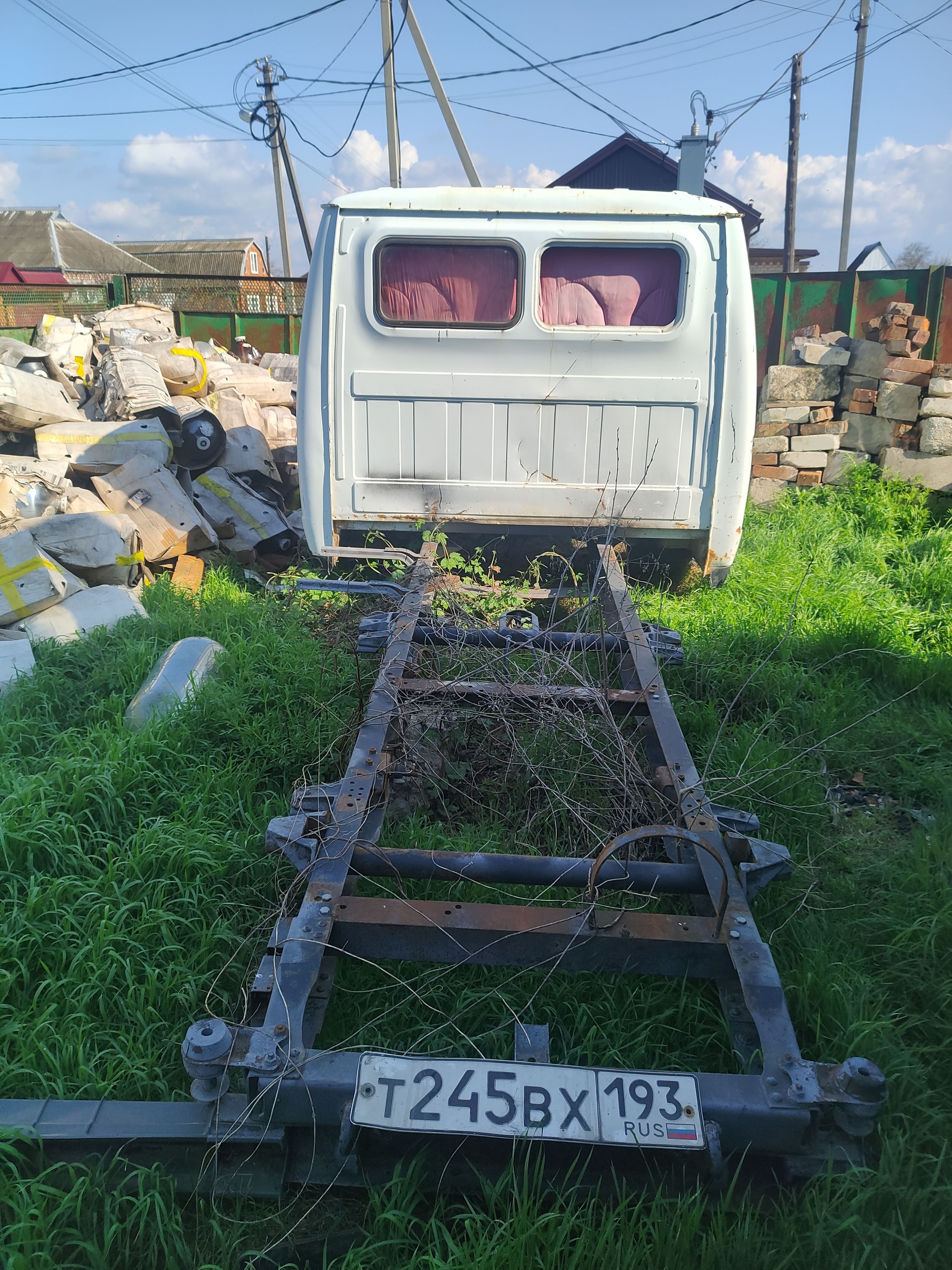 Автомобиль марки 2775-01 2005 г.в. VIN номер X8C2775A050006133.