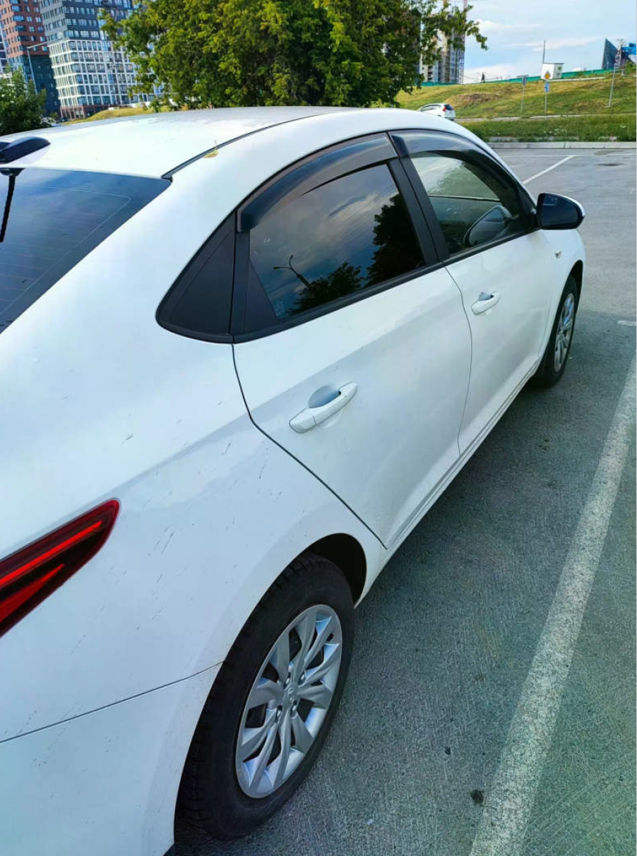 Легковой автомобиль Hyundai Solaris, 2021 год выпуска, VIN: Z94K241CBMR304983, гос. номер: М884АС154, цвет: Белый. Автомобиль в залоге у ПАО "Совкомбанк".
