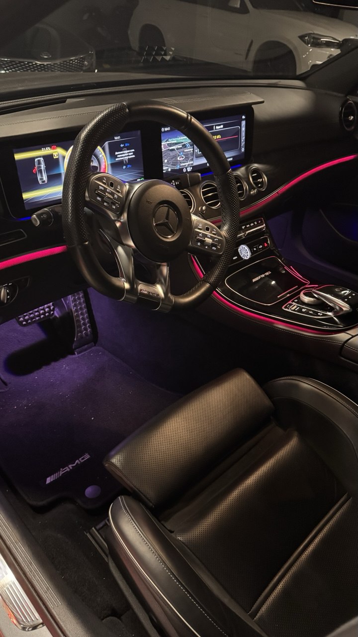 Легковой автомобиль марки: MERCEDES BENZ, модель: AMG E 63 S, год выпуска: 2019 г., кузов №: WDD2130891A647269, идентификационный номер (VIN): WDD2130891A647269