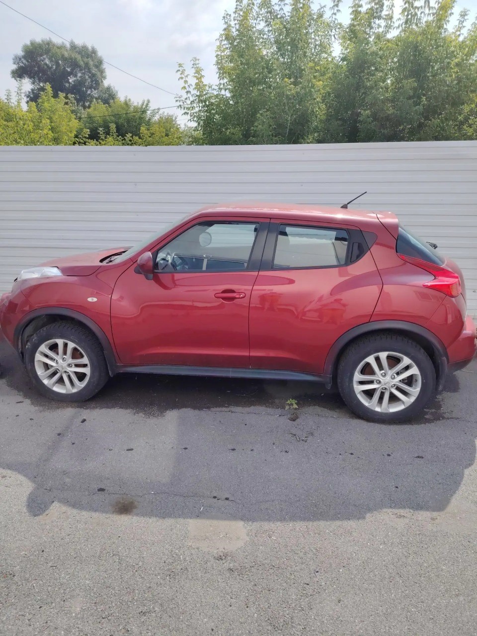 Автомобиль марки NISSAN модель Juke 2014 г.в. VIN - номер SJNFBAF15U6522857