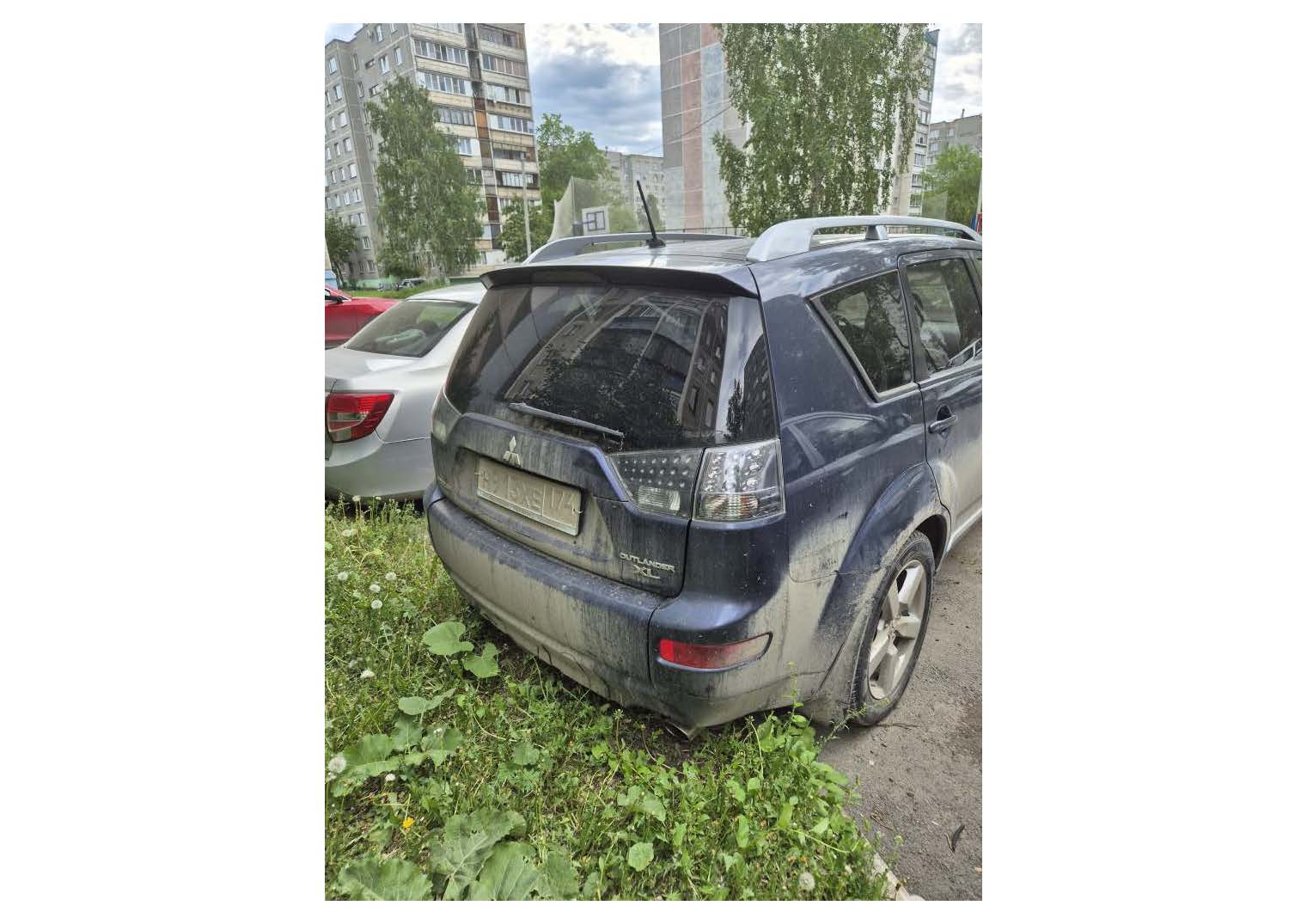 Автомобиль марки MITSUBISHI модель Outlander 2008 г.в. VIN-номер JMBXTCW5WBZ017063