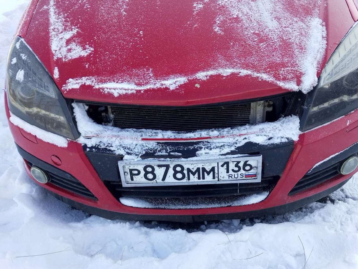 Автомобиль марки OPEL Astra, VIN: XUF0AHL089B007555
