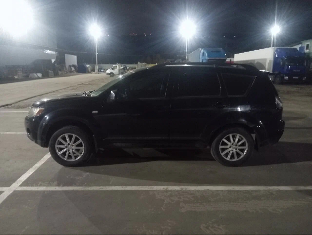 Автомобиля марки: MITSUBISHI, модель: Outlander 3.0, год выпуска 2007 г. , кузов №JMBXLCW6W7Z002610, идентификационный номер (VIN) JMBXLCW6W7Z002610